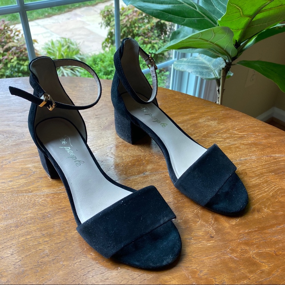 ✨Host Pick✨ Free People open-toes w/ ankle strap